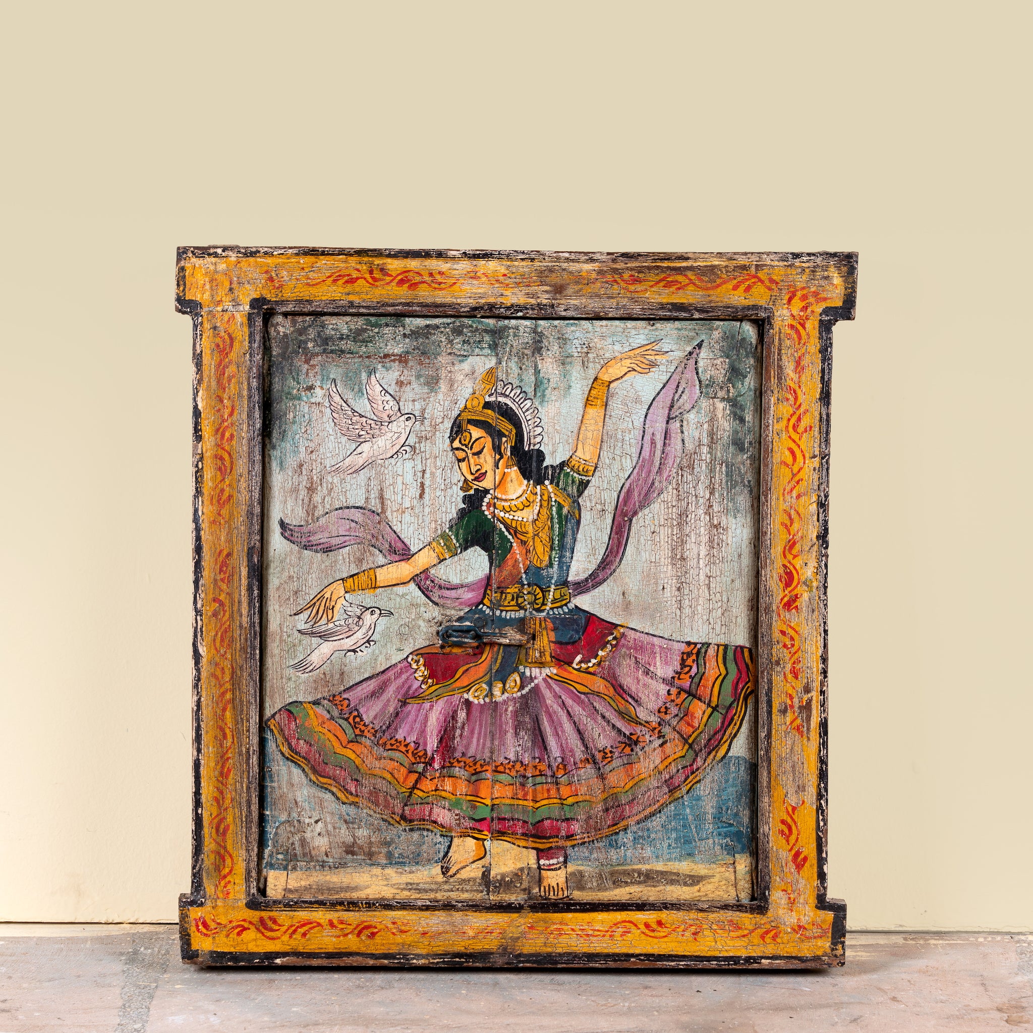 Dancer antique reclaimed wood mirror with hand-painted classical Indian dancer artwork on an authentic vintage wooden mirror frame, 50x50x5cm.
