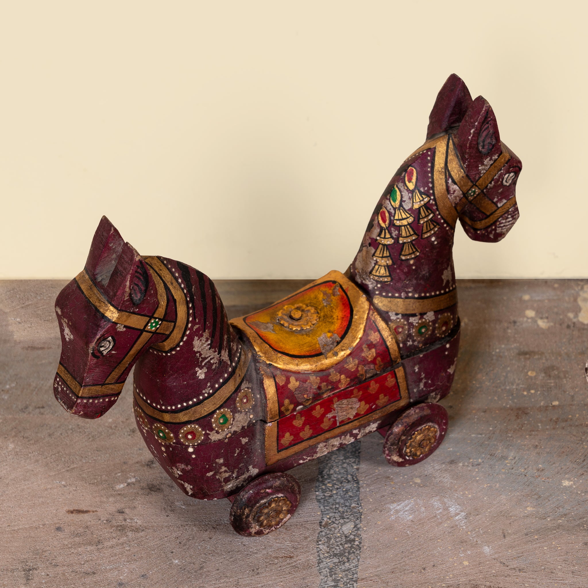 Close up image of a Haroon hand painted mango wood spice box with sliding lid, handcrafted Indian decorative storage box, 25x7x20cm.