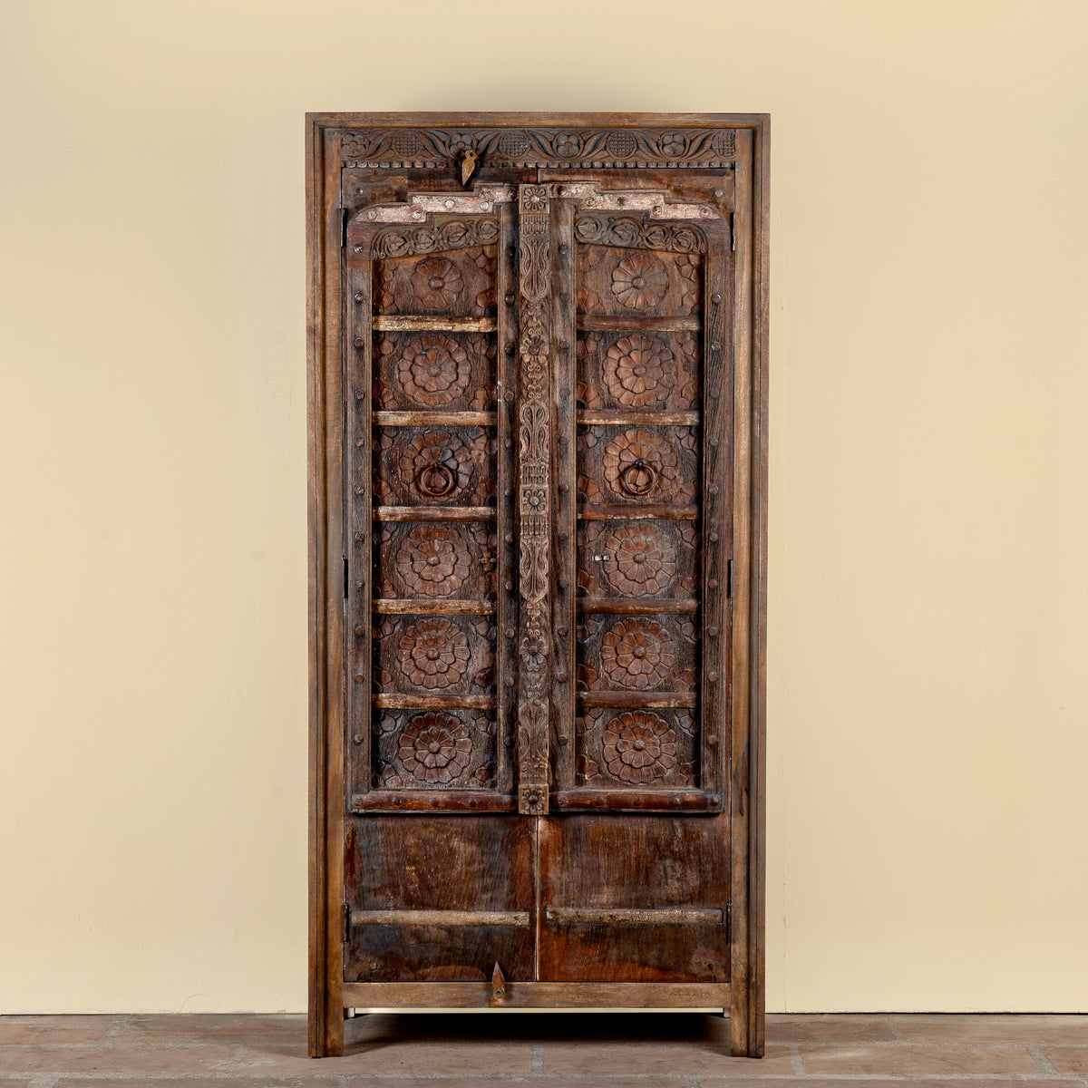 Srinika vintage Indian wardrobe with mango wood body and old hand-carved teak house door, 94x42x195cm