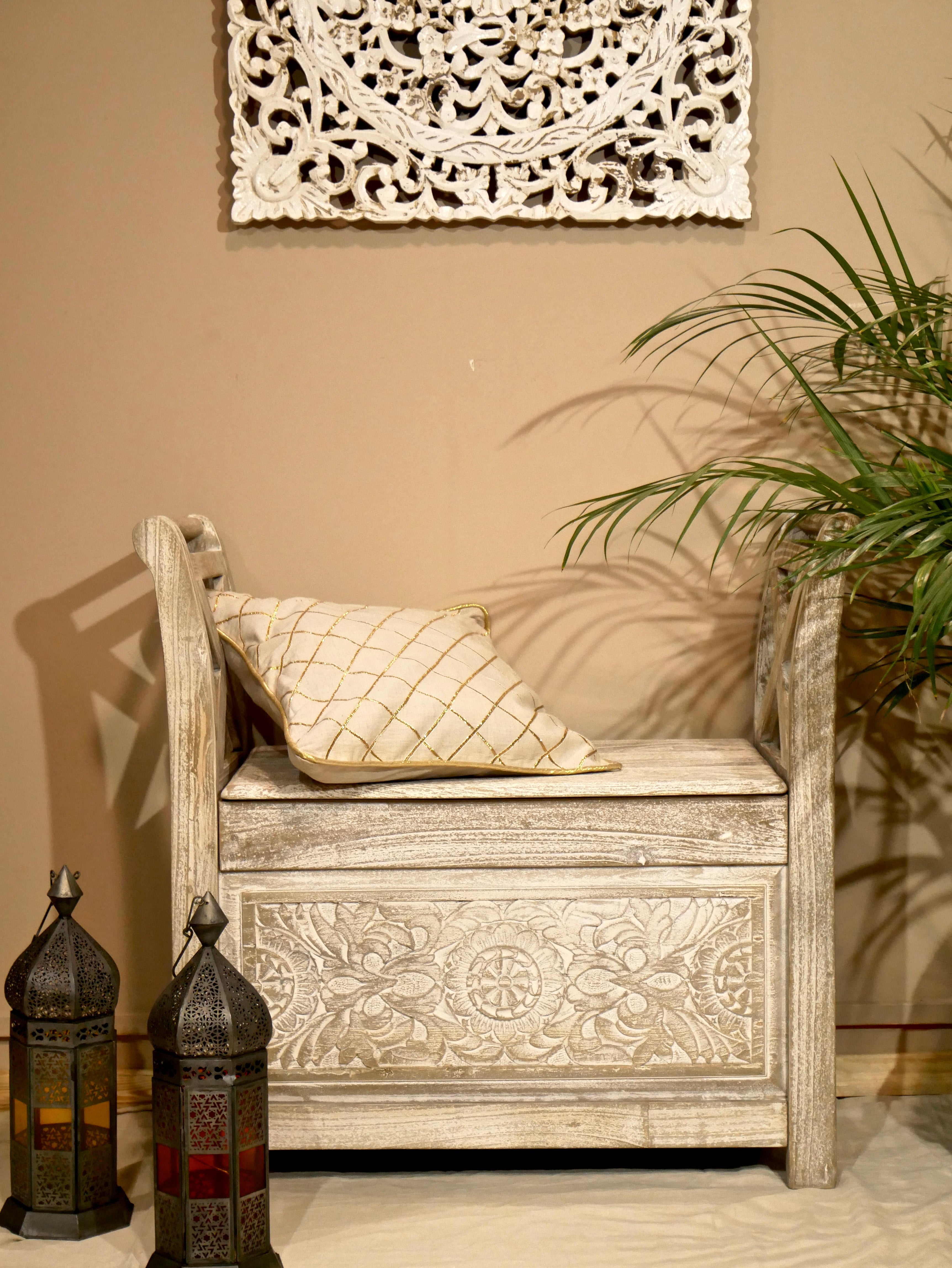 Amal, indian wooden single-seater with storage box