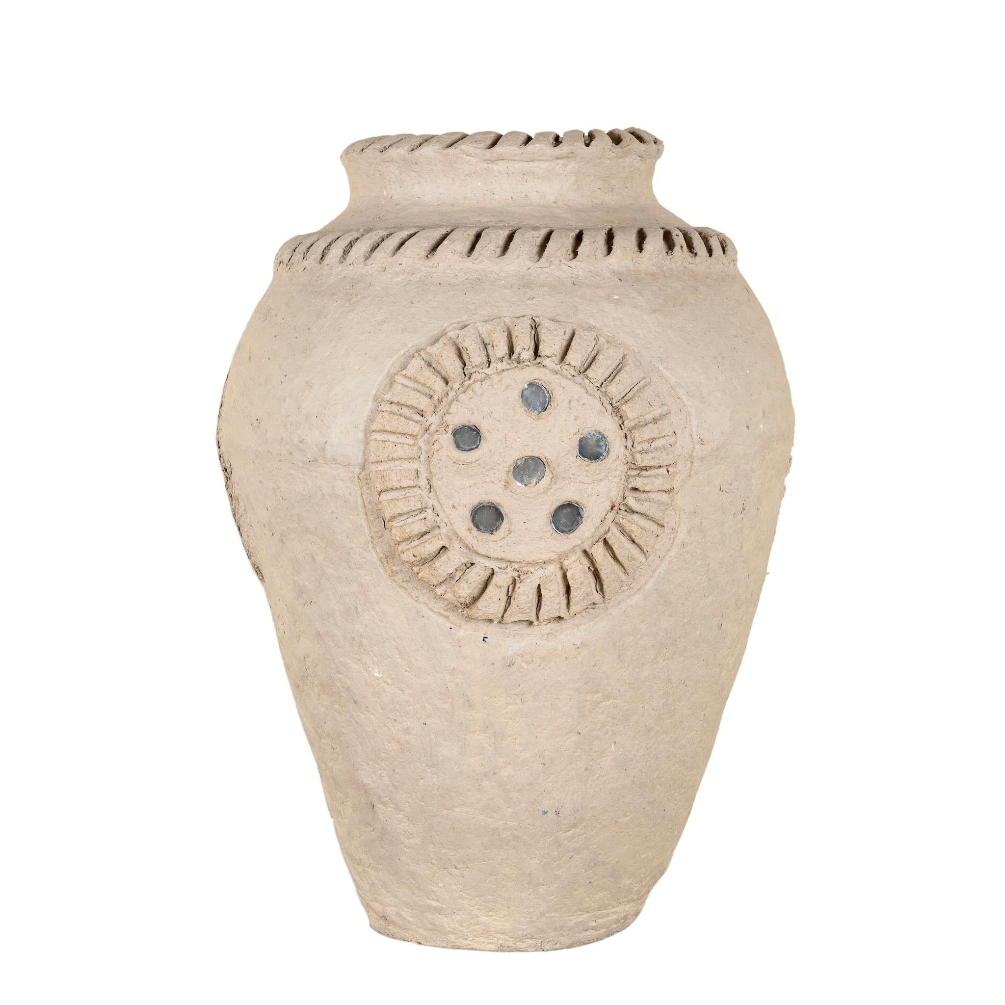 White background image of a handmade papier-mâché vase Kaju with decorative medallion and mirror inlay detail. A vintage home accessory and unique Indian decoration, ideal for vintage home decor with dried flowers or as a standalone statement.