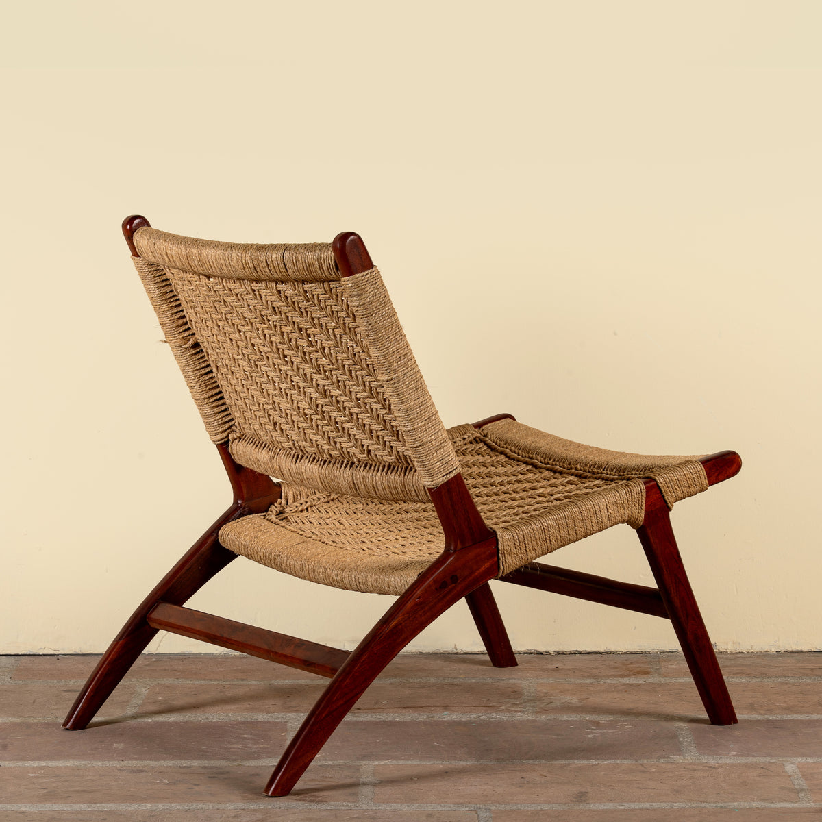 Image of the back part of a Keya solid acacia wood chair with handwoven natural seagrass seat and backrest 95cm