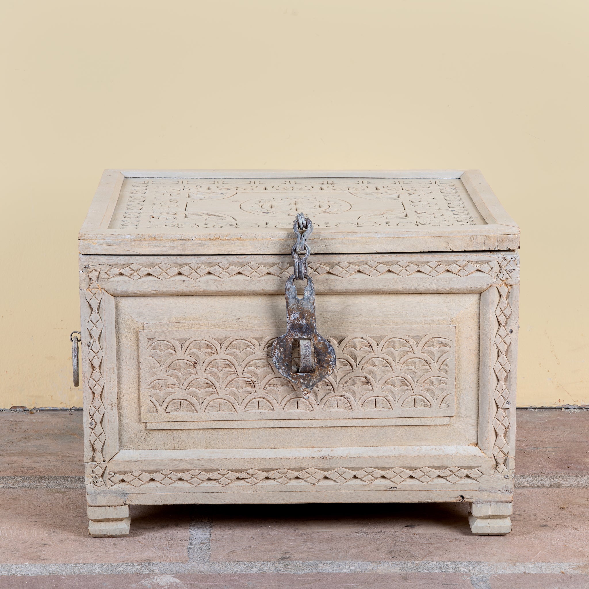 Kiara hand carved reclaimed wood storage box with bleached finish, antique iron lock and side carrying handles, 50x40x33cm.