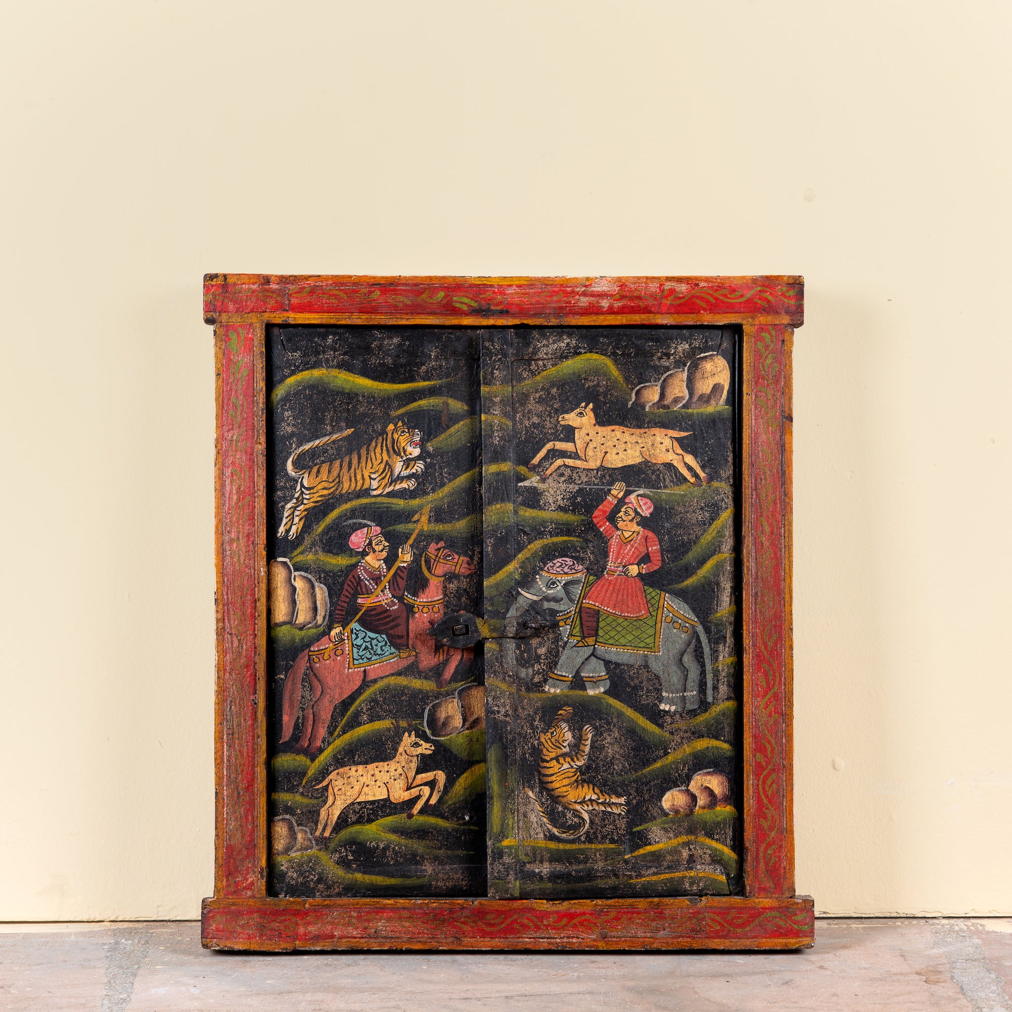 Antique reclaimed wood mirror from India with hand-painted Tiger Hunt artwork, authentic vintage frame and boho wall décor, 50x50x5cm.