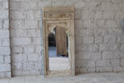 Amal, indian-style window mirror