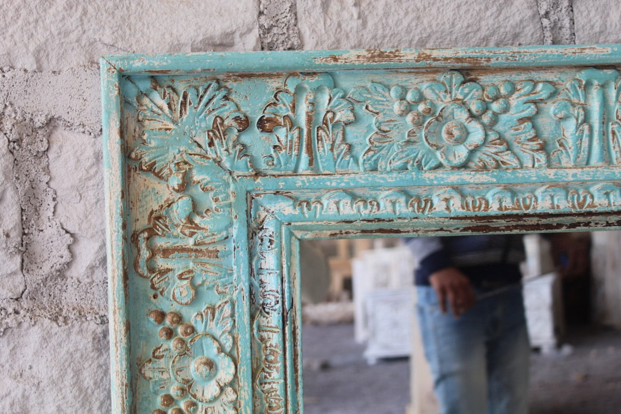 Subha, hand-carved indian mirror